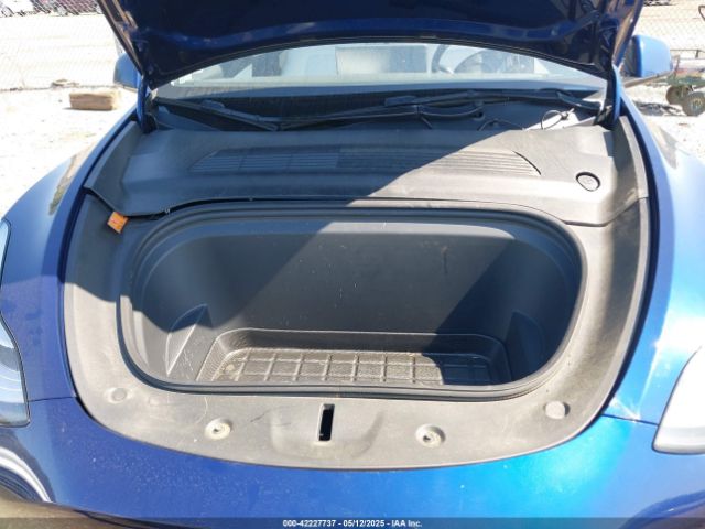 2021 TESLA MODEL Y 5YJYGDEE0MF201298 Photo 9
