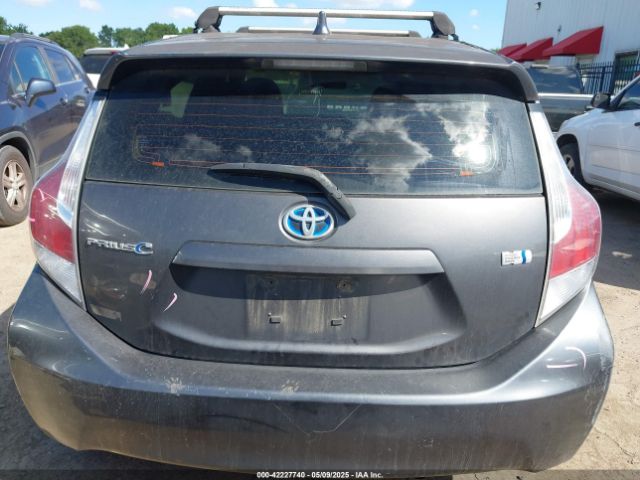 JTDKDTB38F1088014 Toyota Prius C Two