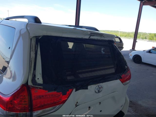 5TDKK3DC2ES434546 Toyota Sienna Le V6 8 Passenger