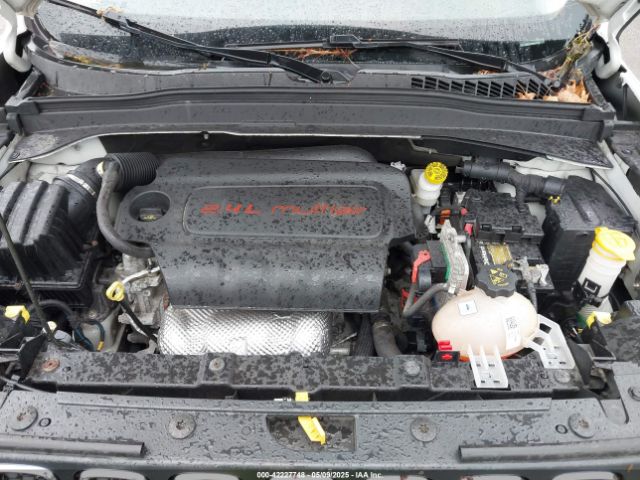 2015 JEEP RENEGADE ZACCJBBT6FPB37296 Photo 9