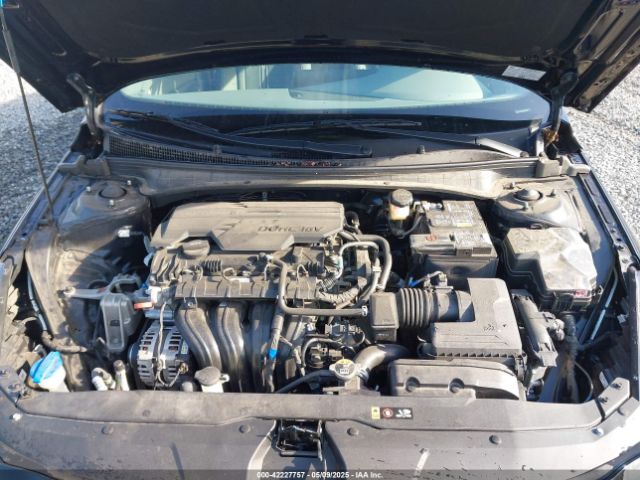 5NPLS4AG6NH060109 Hyundai ELANTRA SEL