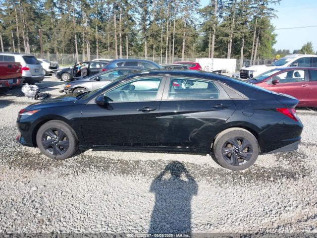 5NPLS4AG6NH060109 Hyundai ELANTRA SEL