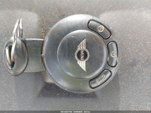 2007 MINI COOPER WMWMF33557TT56622 Photo 10