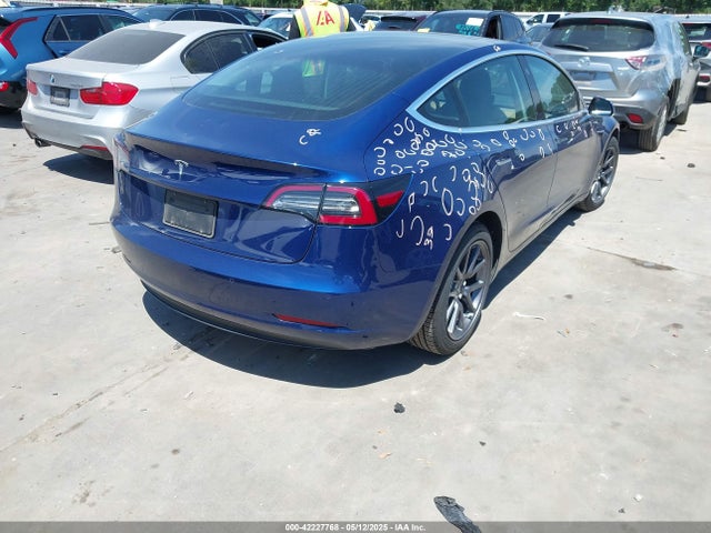 2019 TESLA MODEL 3 5YJ3E1EA8KF313887 Photo 3