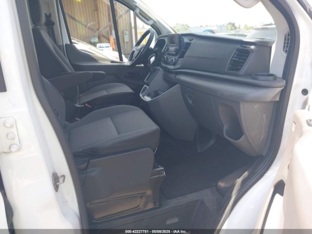 1FBAX2Y81MKA64794 Ford Transit-350 Passenger Van Xlt
