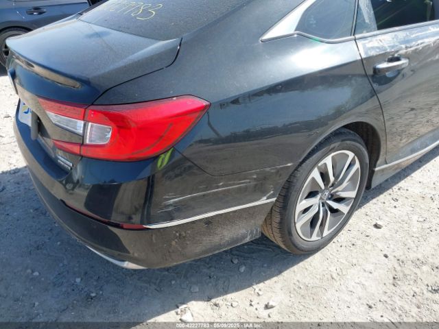 1HGCV3F98JA008107 Honda Accord Hybrid Touring