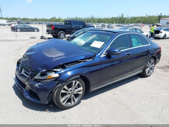55SWF4JB0HU219942 Mercedes-Benz C 300 Luxury/sport