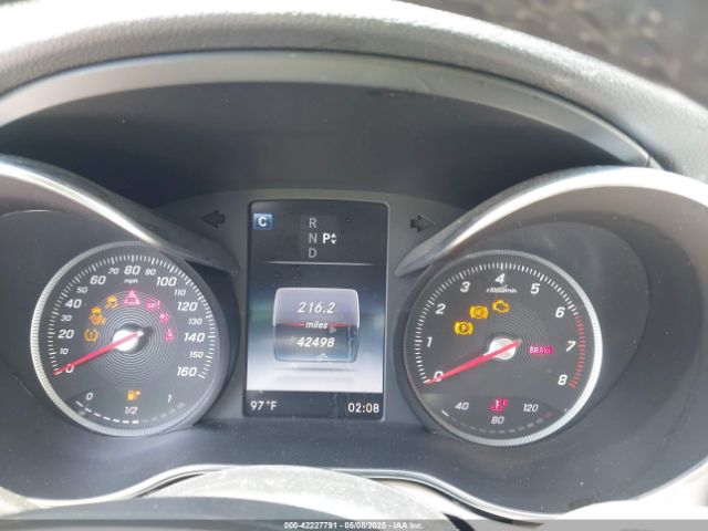 55SWF4JB0HU219942 Mercedes-Benz C 300 Luxury/sport