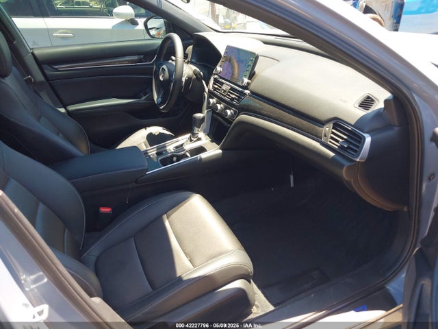 1HGCV1F35NA066276 Honda l15be