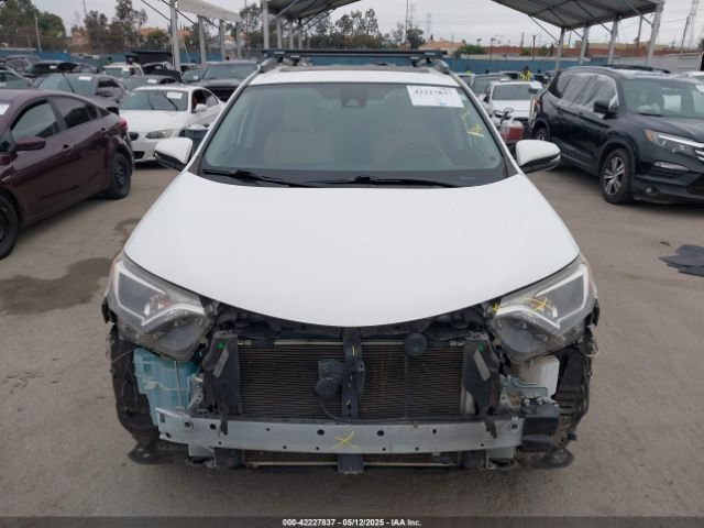 JTMWFREV6JJ736406 Toyota Rav4 Xle