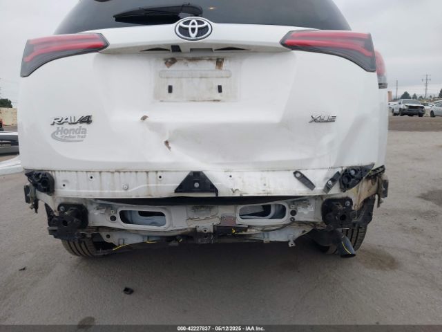 JTMWFREV6JJ736406 Toyota Rav4 Xle