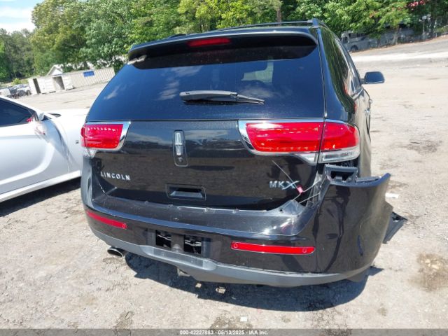 2LMDJ6JK2FBL24933 Lincoln MKX
