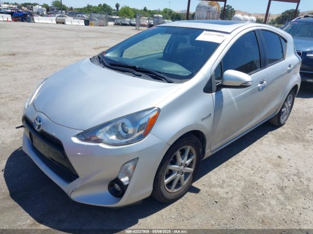 JTDKDTB30F1087181 Toyota Prius C Four