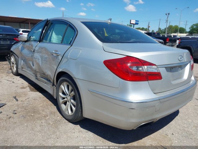 2013 HYUNDAI GENESIS KMHGC4DD3DU244360 Photo 2