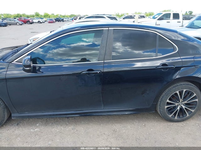 4T1B11HK5JU127494 Toyota CAMRY SE