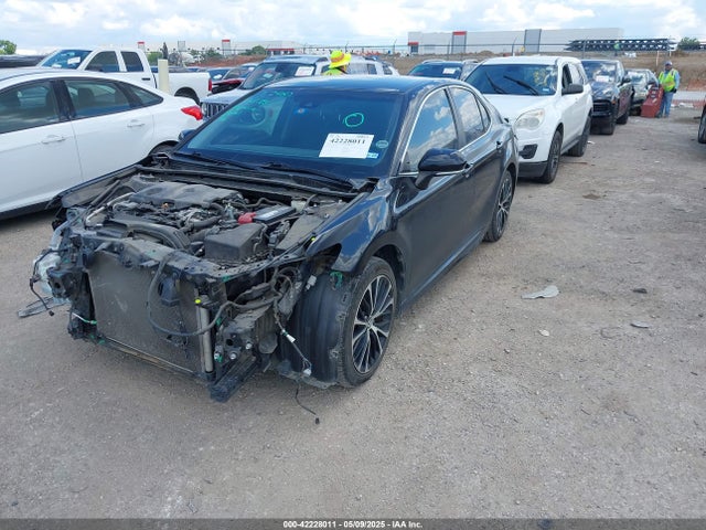 4T1B11HK5JU127494 Toyota CAMRY SE