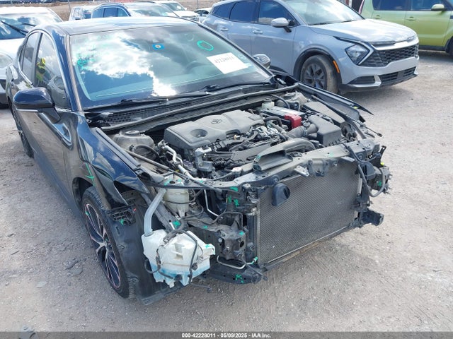 4T1B11HK5JU127494 Toyota CAMRY SE