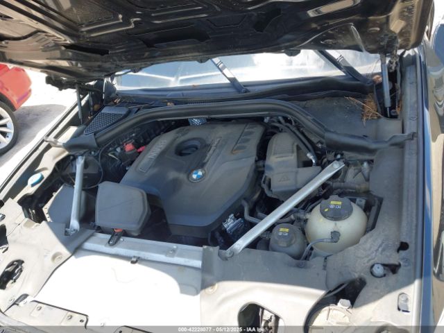 2018 BMW X3 5UXTR9C50JLD65326 Photo 9