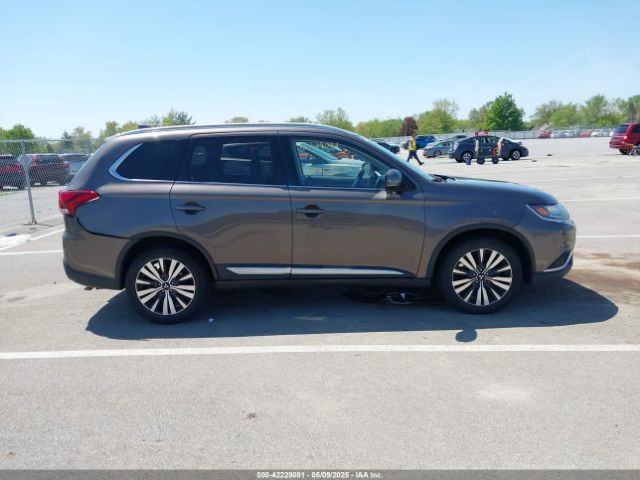 JA4AZ3A30KZ008337 Mitsubishi Outlander Sel