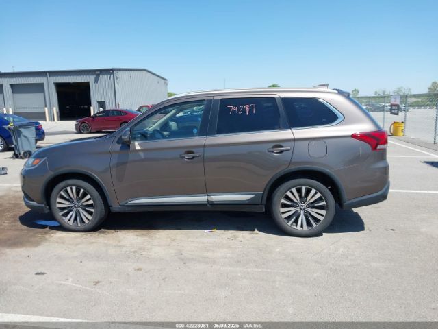 JA4AZ3A30KZ008337 Mitsubishi Outlander Sel
