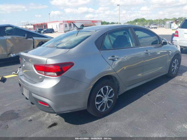 3KPA24AD8ME391161 KIA RIO S