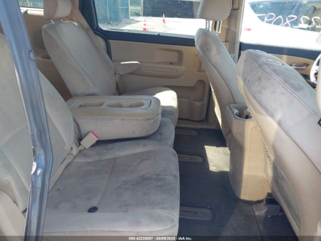 KNDMB5C14G6178935 KIA SEDONA LX