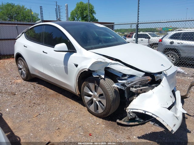2023 TESLA MODEL Y 7SAYGDEE7PF598614 Photo 0