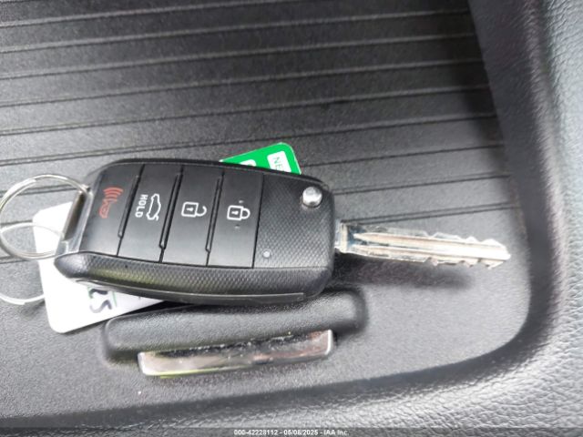 KNAFK4A61G5563728 KIA FORTE LX