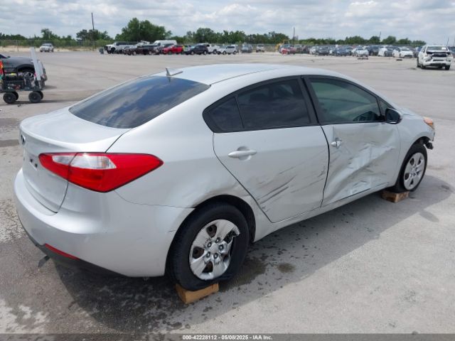 KNAFK4A61G5563728 KIA FORTE LX