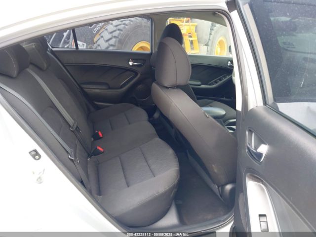 KNAFK4A61G5563728 KIA FORTE LX