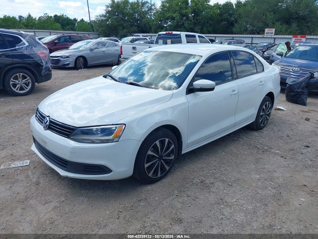 3VWD17AJ8EM265264 Volkswagen 2014