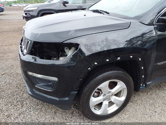 3C4NJDBB7HT679532 Jeep New Compass Latitude 4x4