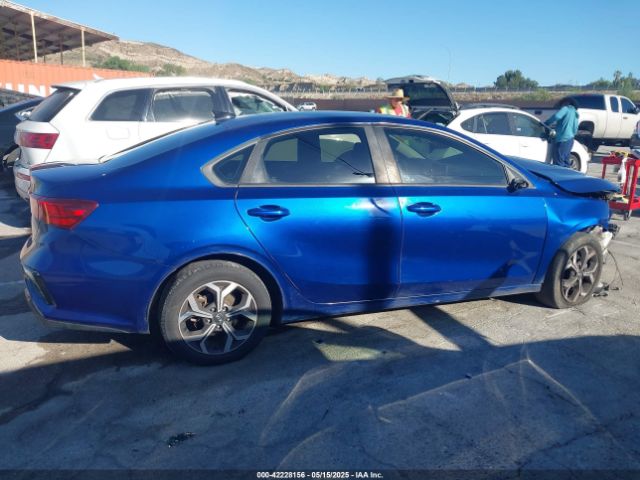 3KPF24AD0KE028369 KIA Forte Lxs