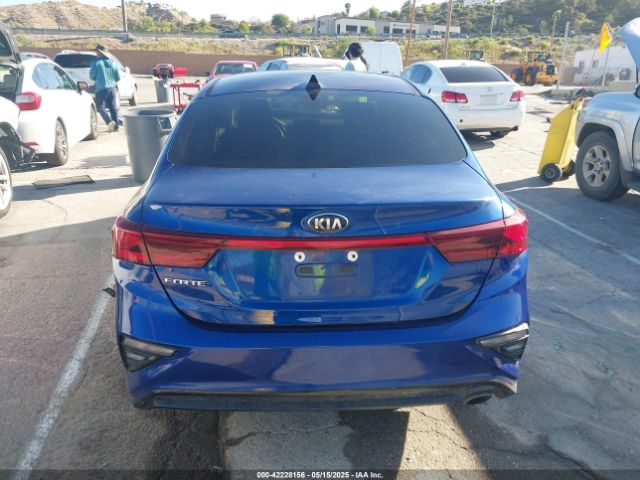 3KPF24AD0KE028369 KIA Forte Lxs