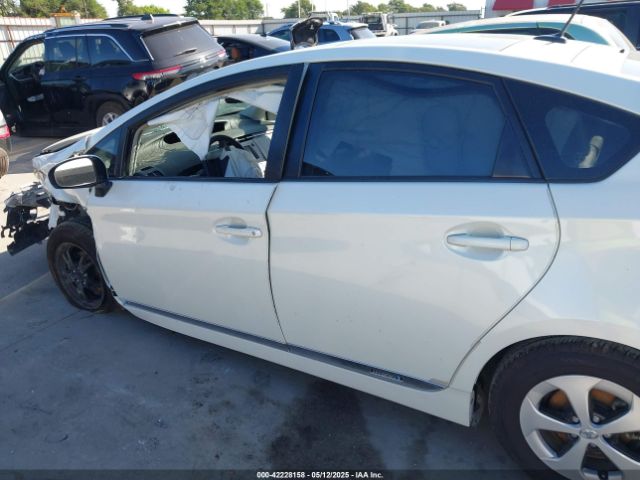 JTDKN3DU9E1755013 Toyota Prius