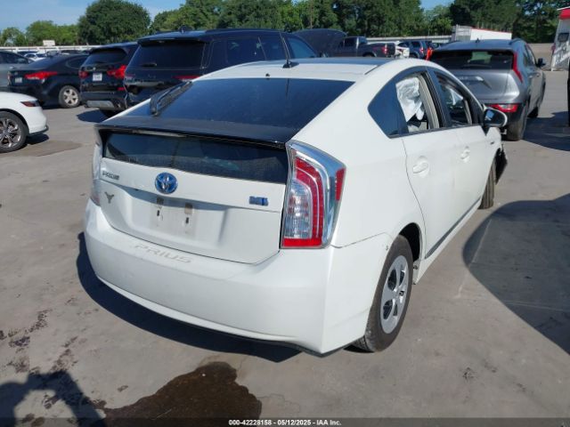 JTDKN3DU9E1755013 Toyota Prius