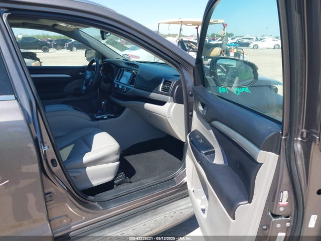 5TDKKRFH9GS135246 Toyota 2gr-fe