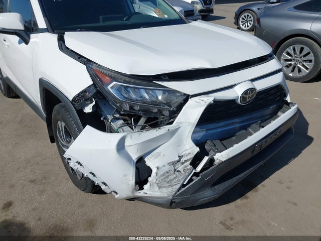 Toyota Rav4 Xle 2019 JTMW1RFV0KD041108 Image 6