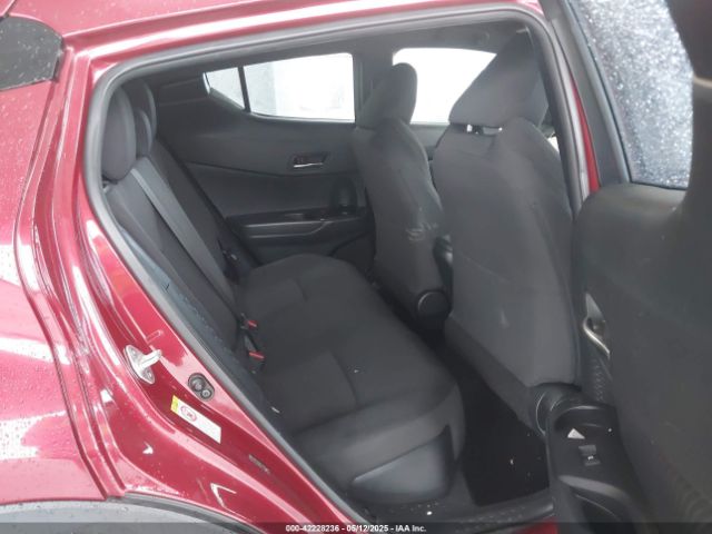 NMTKHMBX2JR039656 Toyota C-HR XLE