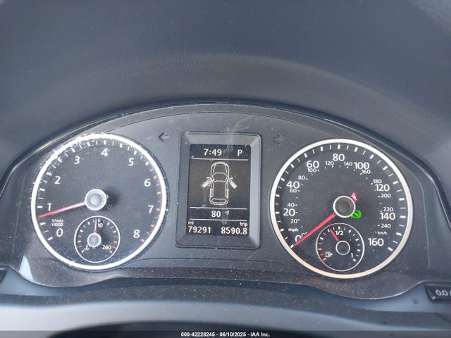 WVGAV7AX0JK004268 Volkswagen 2018