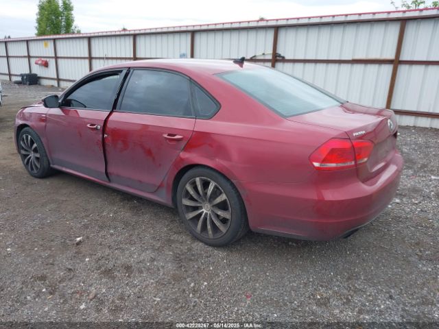 1VWAT7A37FC040495 Volkswagen Passat 1.8t Wolfsburg Edition