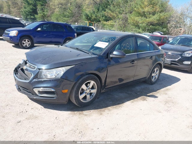 Chevrolet LUV 2015 1G1PC5SB3F7222784 Image 2
