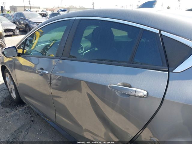 1G1RC6S53JU126091 Chevrolet VOLT LT