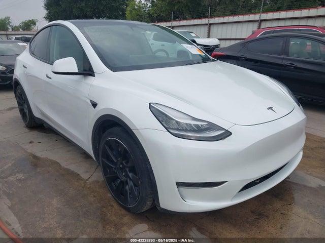 2020 TESLA MODEL Y 5YJYGDEE4LF011275 Photo 0