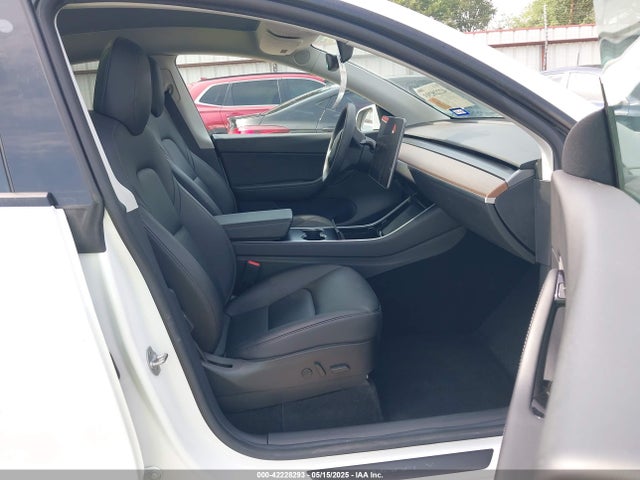 2020 TESLA MODEL Y 5YJYGDEE4LF011275 Photo 4