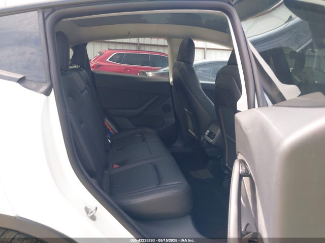 2020 TESLA MODEL Y 5YJYGDEE4LF011275 Photo 7