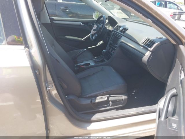 1VWBV7A39FC067485 Volkswagen Passat 2.0l Tdi Se