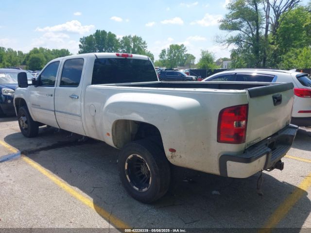 2011 GMC SIERRA 3500HD 1GT426C89BF252314 Photo 2