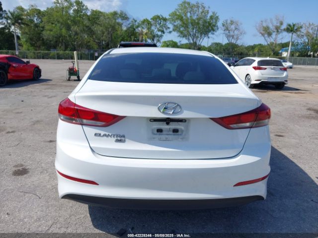 5NPD74LF4JH341703 Hyundai ELANTRA SE