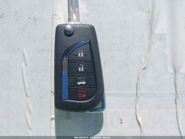 4T1C11AK8MU583038 Toyota CAMRY LE
